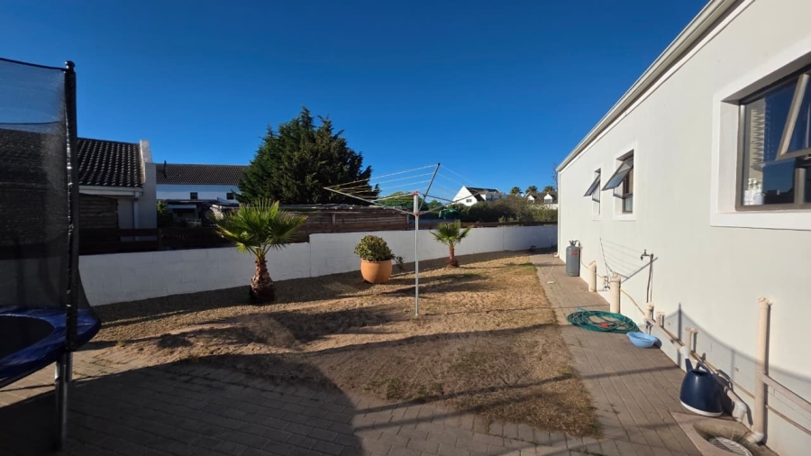 3 Bedroom Property for Sale in Country Club Western Cape